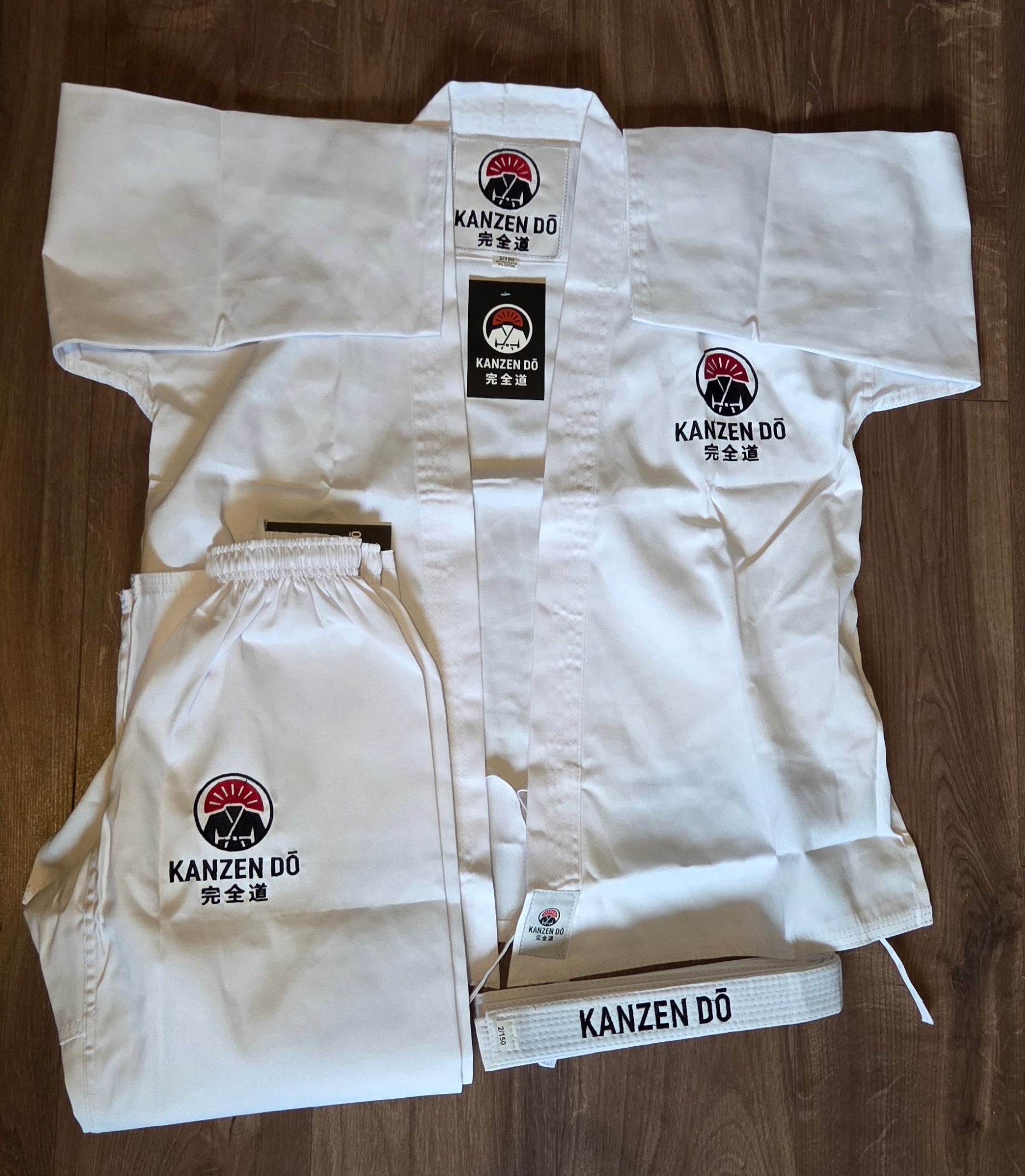 Kanzen Do Judo/ Karate suit for Adults + FREE Hand Wraps